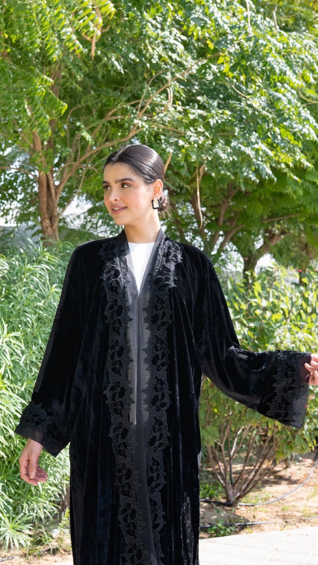 VELVET ABAYA WITH LACE